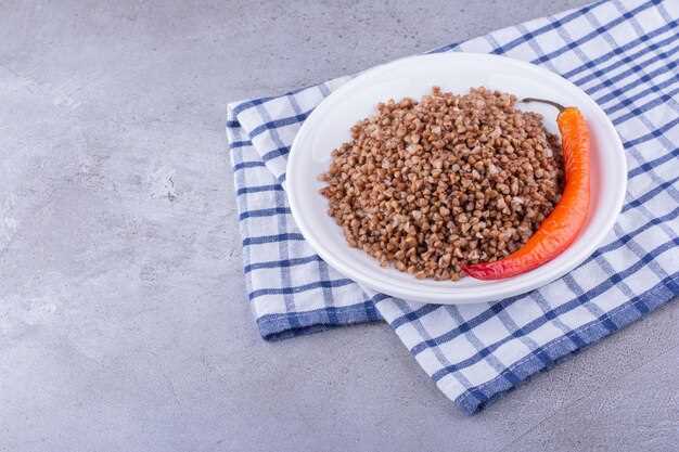 Подготовка и выбор продуктов для гречневой каши с тушенкой
