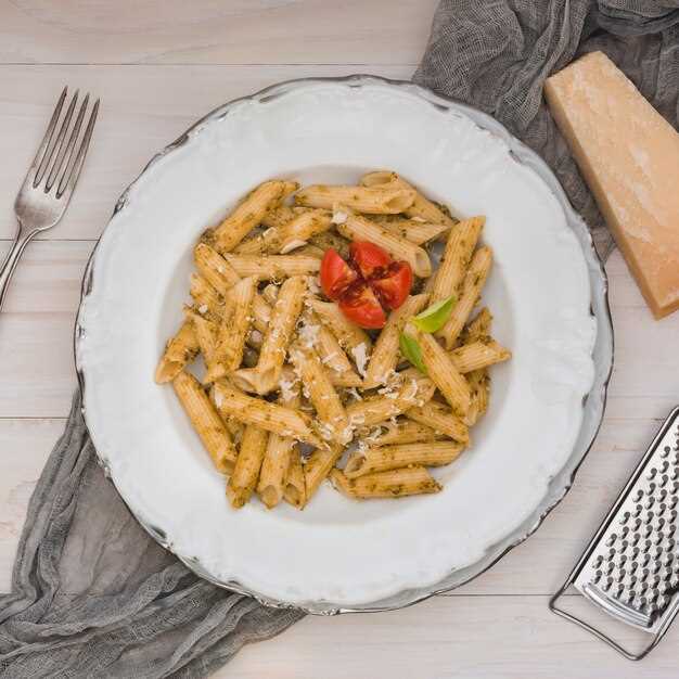 Как правильно измельчить базилик и чеснок для насыщенного вкуса