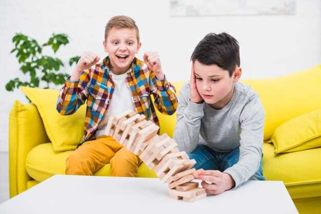 Игры с мячом: ловля, бросание, катание