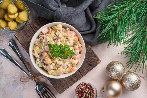 Рецепт салата с ананасами, курицей и шампиньонами
