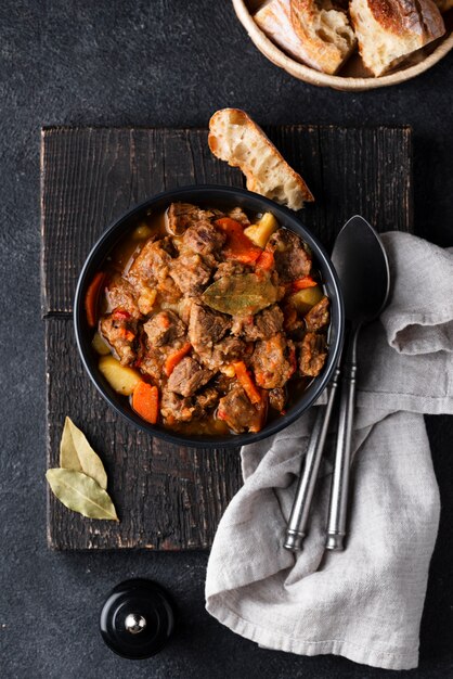 Выбор температуры и времени тушения для мягкости мяса