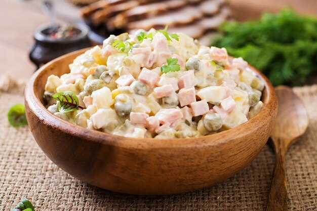 Какая копченая курица подходит для салата: виды и особенности