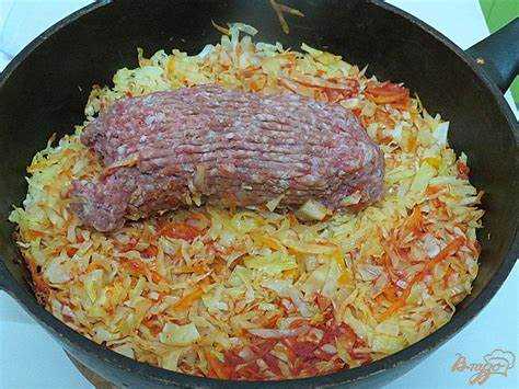 Вкусный рецепт капусты с рисом и фаршем